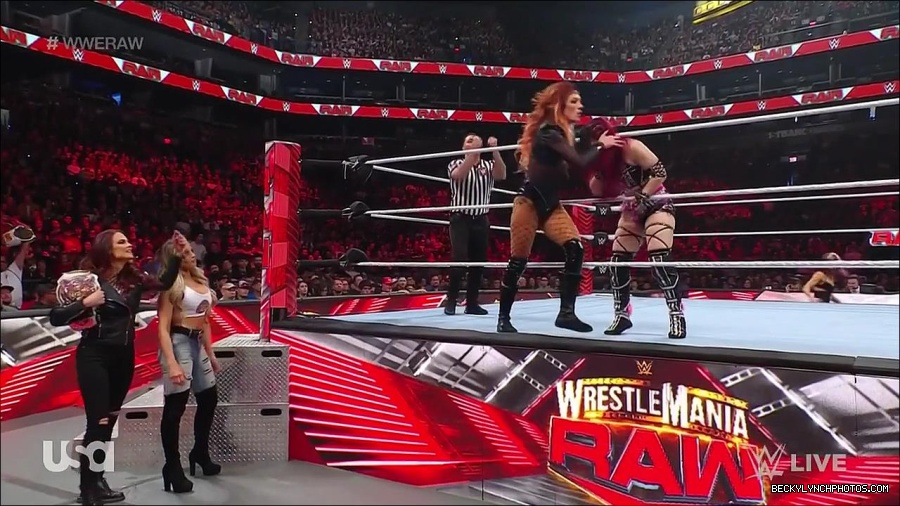 WWE_WrestleMania_Raw_2023_03_27_720p_HDTV_x264-NWCHD_mp4_001030483.jpg