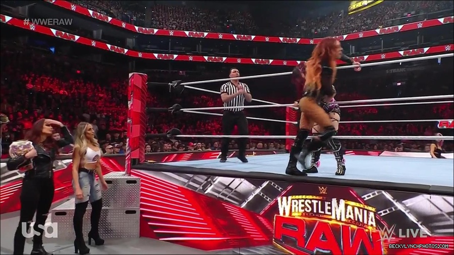 WWE_WrestleMania_Raw_2023_03_27_720p_HDTV_x264-NWCHD_mp4_001030884.jpg