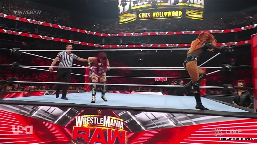 WWE_WrestleMania_Raw_2023_03_27_720p_HDTV_x264-NWCHD_mp4_001032085.jpg