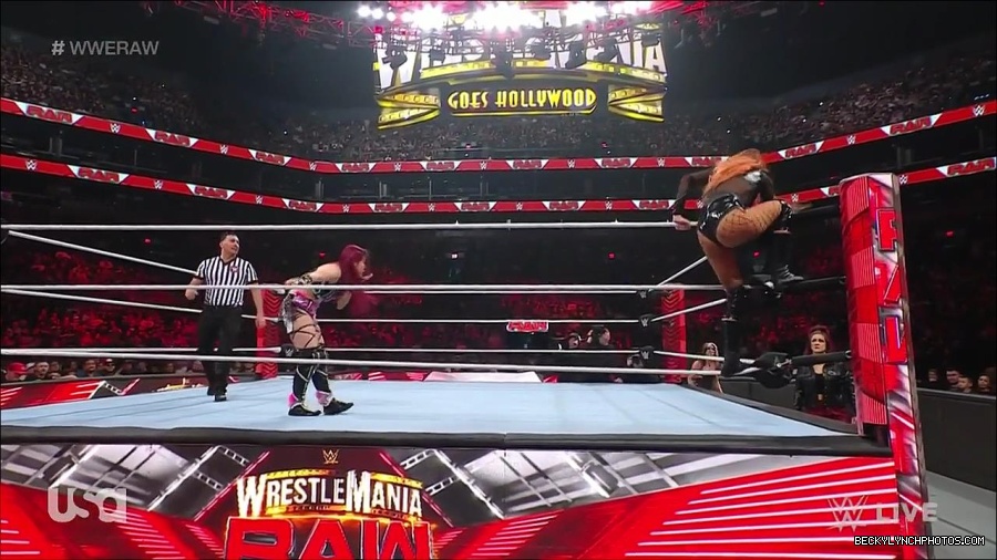 WWE_WrestleMania_Raw_2023_03_27_720p_HDTV_x264-NWCHD_mp4_001033286.jpg