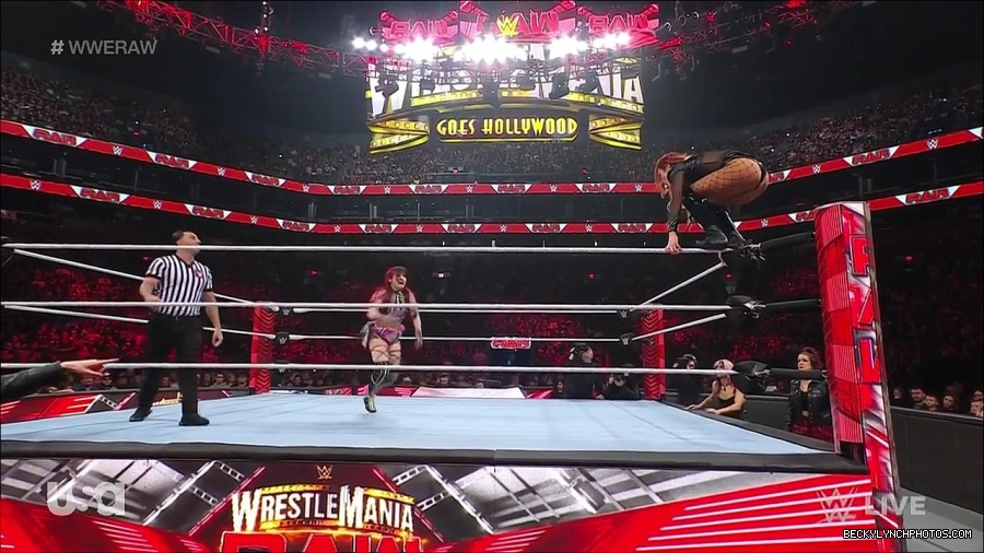 WWE_WrestleMania_Raw_2023_03_27_720p_HDTV_x264-NWCHD_mp4_001036089.jpg