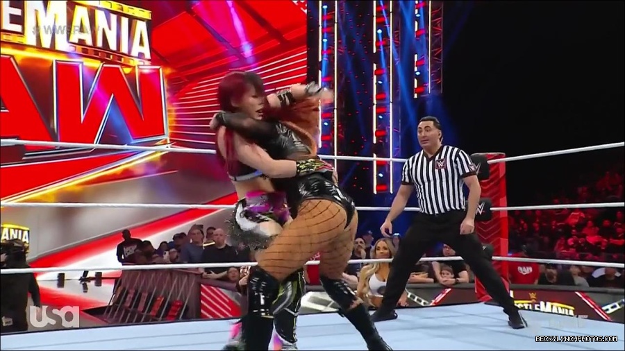 WWE_WrestleMania_Raw_2023_03_27_720p_HDTV_x264-NWCHD_mp4_001040093.jpg