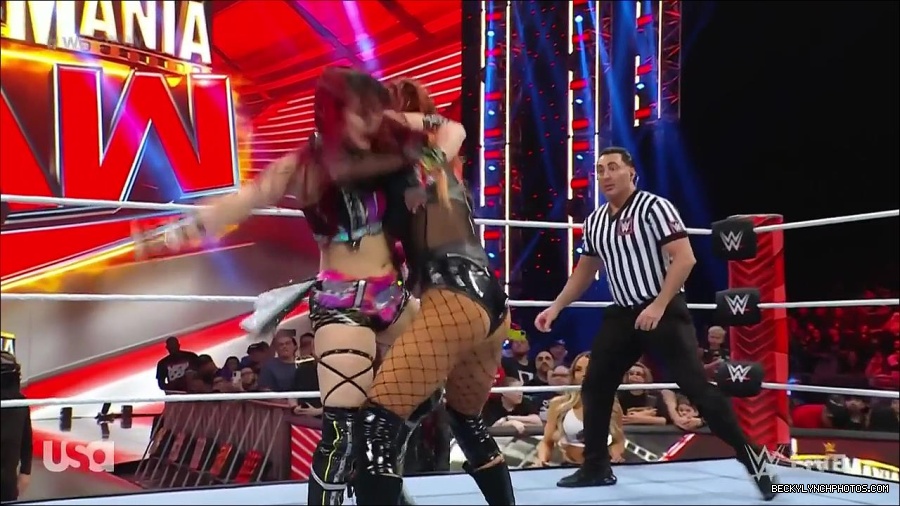 WWE_WrestleMania_Raw_2023_03_27_720p_HDTV_x264-NWCHD_mp4_001040493.jpg