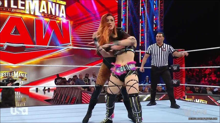 WWE_WrestleMania_Raw_2023_03_27_720p_HDTV_x264-NWCHD_mp4_001045699.jpg