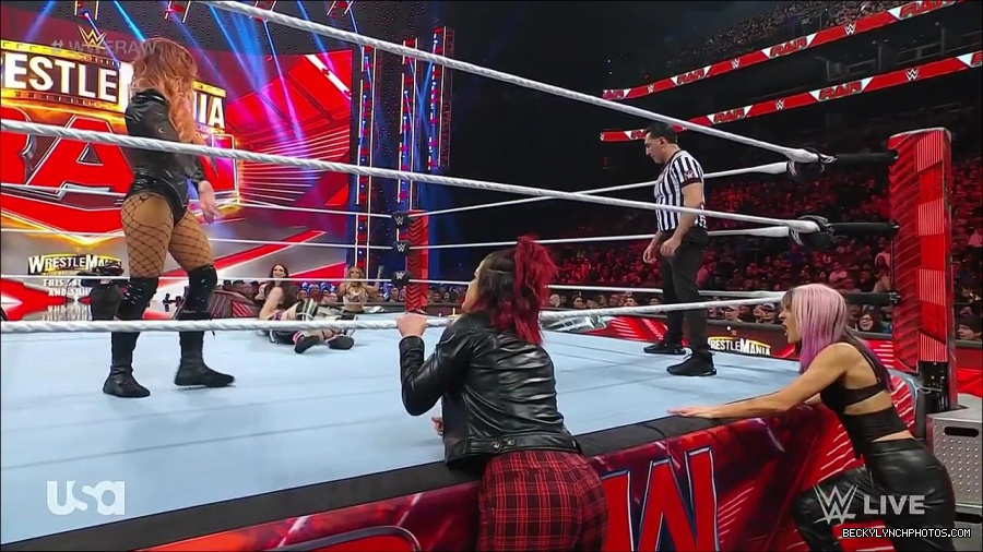 WWE_WrestleMania_Raw_2023_03_27_720p_HDTV_x264-NWCHD_mp4_001060513.jpg