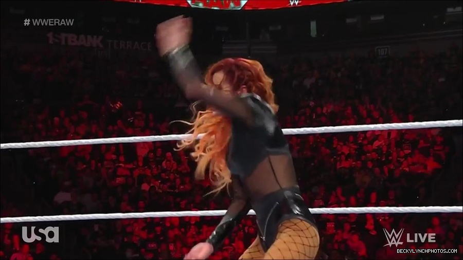 WWE_WrestleMania_Raw_2023_03_27_720p_HDTV_x264-NWCHD_mp4_001062115.jpg