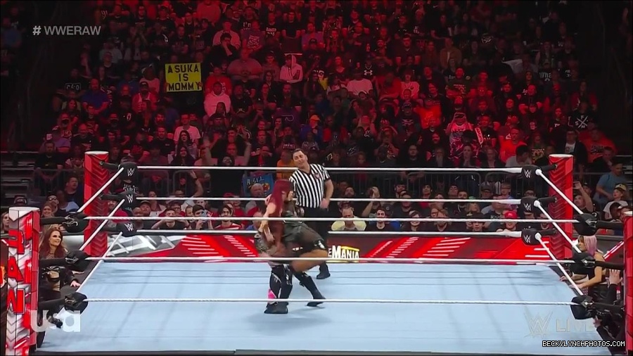 WWE_WrestleMania_Raw_2023_03_27_720p_HDTV_x264-NWCHD_mp4_001066519.jpg