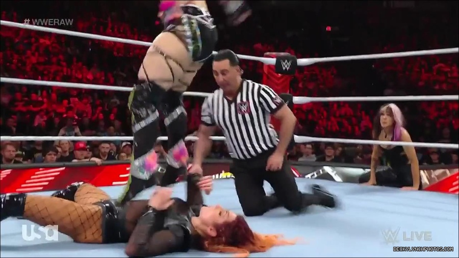 WWE_WrestleMania_Raw_2023_03_27_720p_HDTV_x264-NWCHD_mp4_001069723.jpg