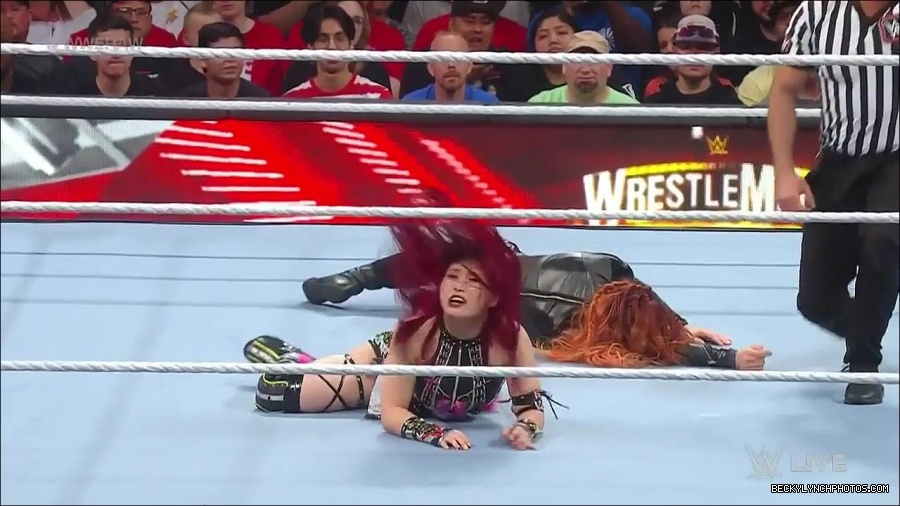 WWE_WrestleMania_Raw_2023_03_27_720p_HDTV_x264-NWCHD_mp4_001077330.jpg