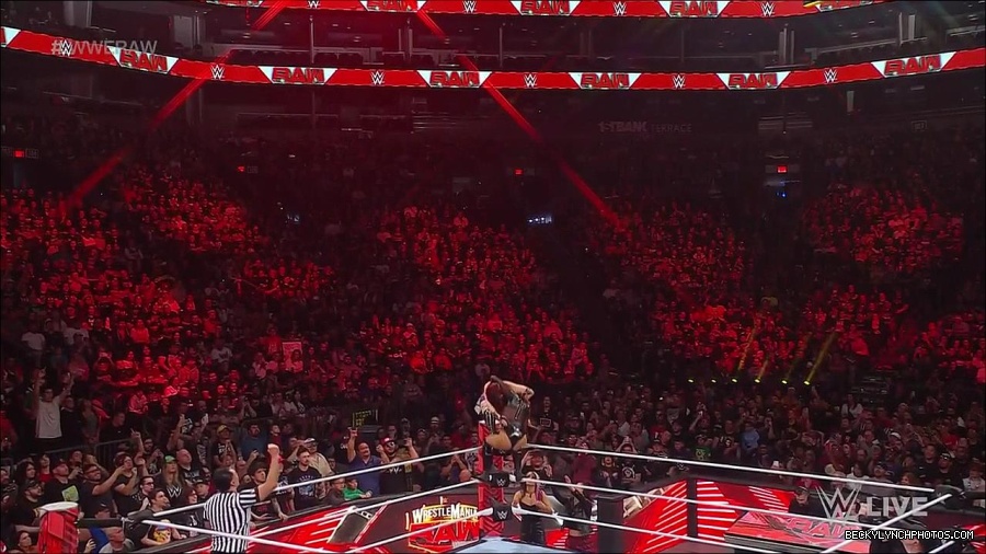 WWE_WrestleMania_Raw_2023_03_27_720p_HDTV_x264-NWCHD_mp4_001084137.jpg