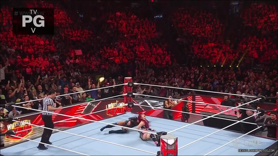 WWE_WrestleMania_Raw_2023_03_27_720p_HDTV_x264-NWCHD_mp4_001086139.jpg
