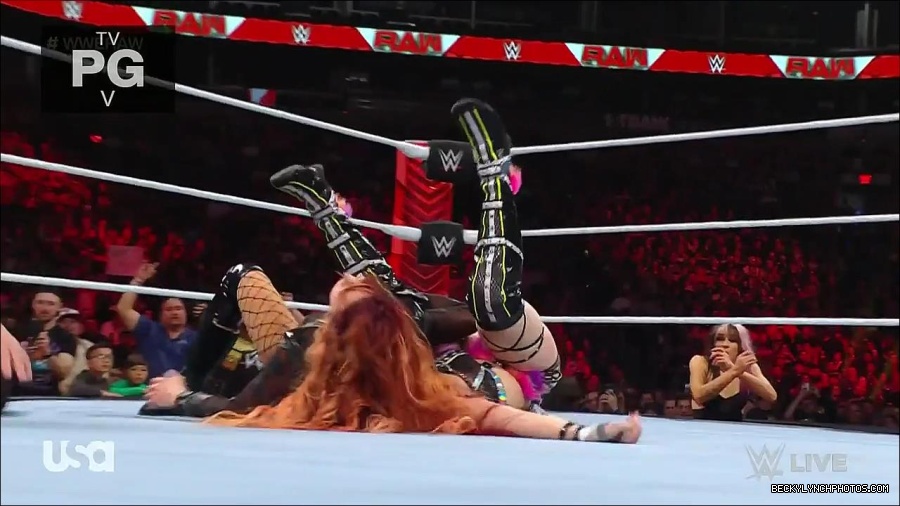 WWE_WrestleMania_Raw_2023_03_27_720p_HDTV_x264-NWCHD_mp4_001088141.jpg