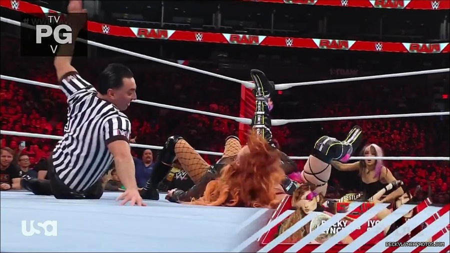 WWE_WrestleMania_Raw_2023_03_27_720p_HDTV_x264-NWCHD_mp4_001088942.jpg