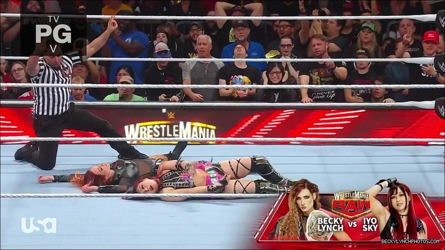 WWE_WrestleMania_Raw_2023_03_27_720p_HDTV_x264-NWCHD_mp4_001092946.jpg