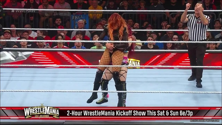 WWE_WrestleMania_Raw_2023_03_27_720p_HDTV_x264-NWCHD_mp4_001130984.jpg