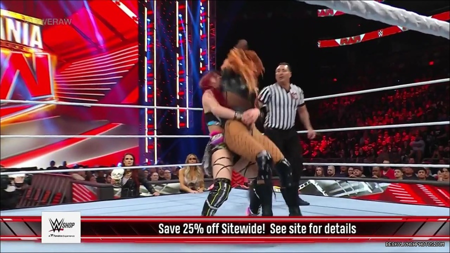 WWE_WrestleMania_Raw_2023_03_27_720p_HDTV_x264-NWCHD_mp4_001137324.jpg