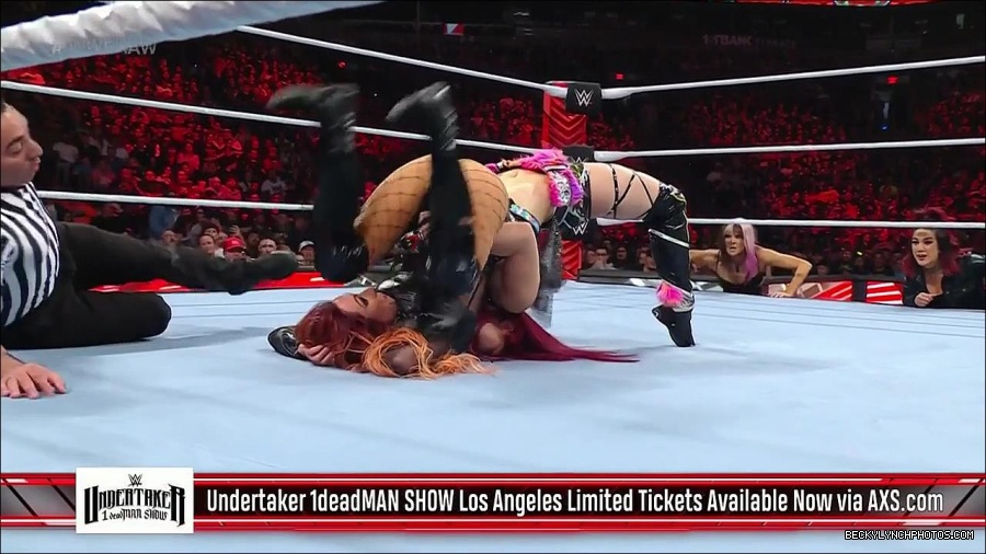 WWE_WrestleMania_Raw_2023_03_27_720p_HDTV_x264-NWCHD_mp4_001140594.jpg