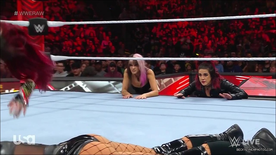 WWE_WrestleMania_Raw_2023_03_27_720p_HDTV_x264-NWCHD_mp4_001155742.jpg