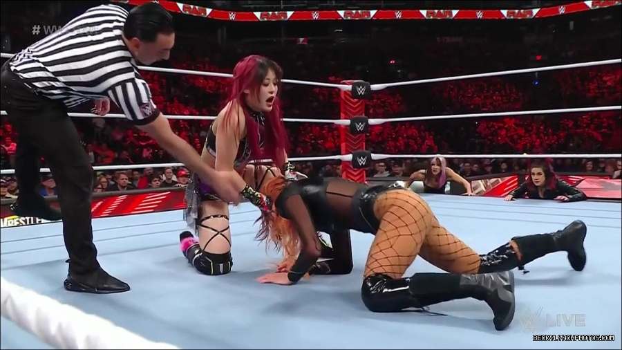 WWE_WrestleMania_Raw_2023_03_27_720p_HDTV_x264-NWCHD_mp4_001158211.jpg