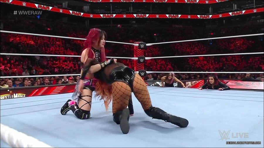 WWE_WrestleMania_Raw_2023_03_27_720p_HDTV_x264-NWCHD_mp4_001159813.jpg