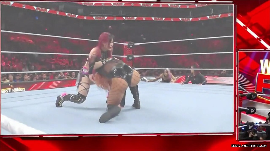 WWE_WrestleMania_Raw_2023_03_27_720p_HDTV_x264-NWCHD_mp4_001160547.jpg