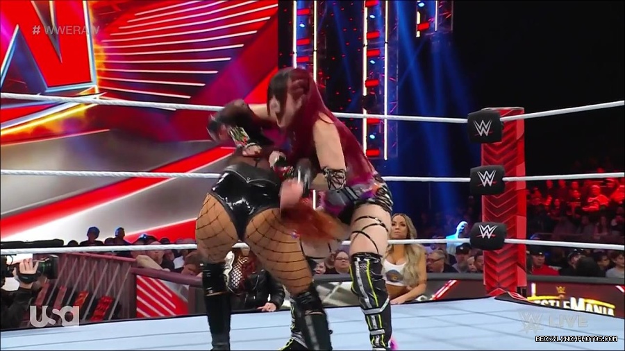 WWE_WrestleMania_Raw_2023_03_27_720p_HDTV_x264-NWCHD_mp4_001167421.jpg