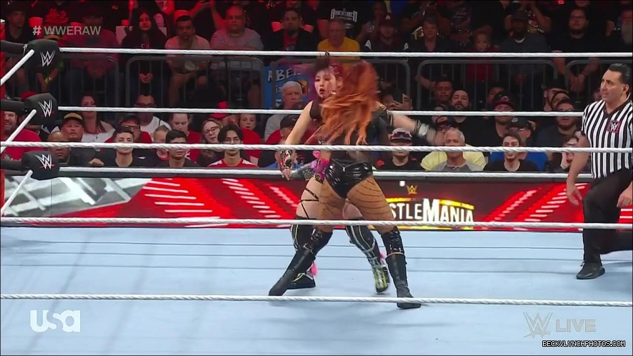 WWE_WrestleMania_Raw_2023_03_27_720p_HDTV_x264-NWCHD_mp4_001168955.jpg