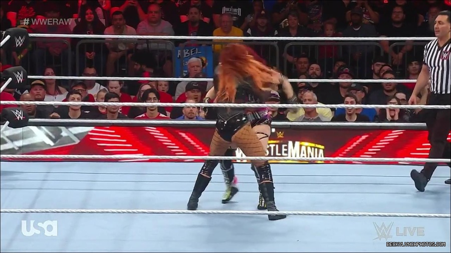 WWE_WrestleMania_Raw_2023_03_27_720p_HDTV_x264-NWCHD_mp4_001169356.jpg