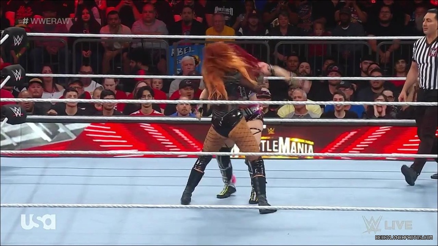 WWE_WrestleMania_Raw_2023_03_27_720p_HDTV_x264-NWCHD_mp4_001169423.jpg