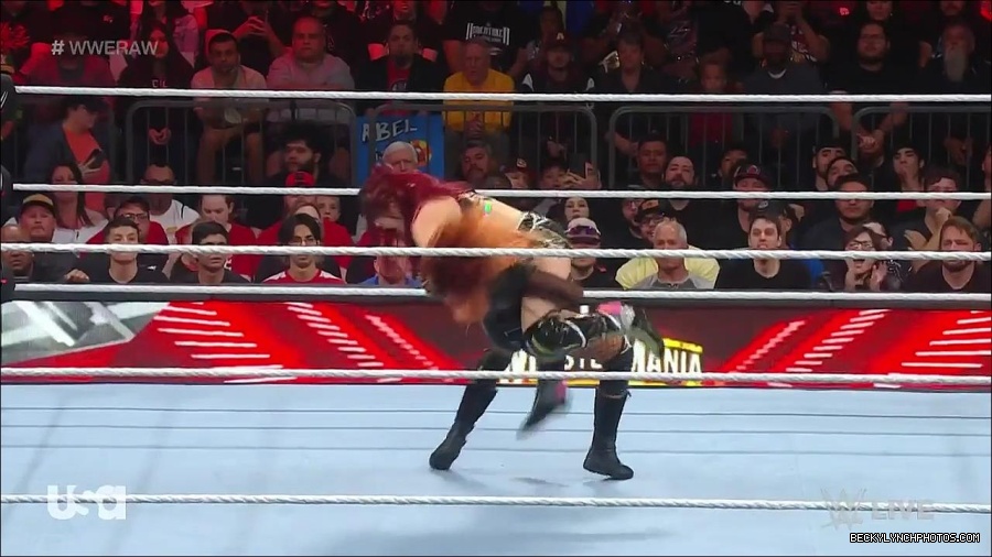 WWE_WrestleMania_Raw_2023_03_27_720p_HDTV_x264-NWCHD_mp4_001171024.jpg