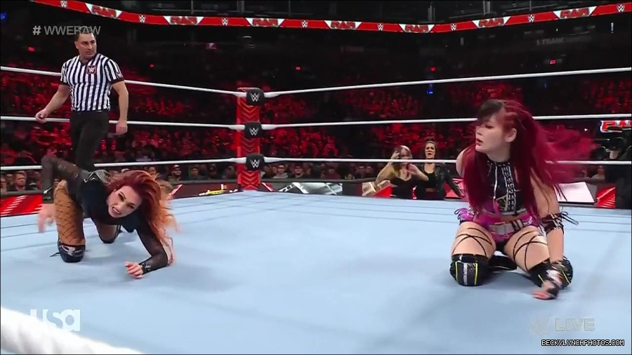 WWE_WrestleMania_Raw_2023_03_27_720p_HDTV_x264-NWCHD_mp4_001172959.jpg