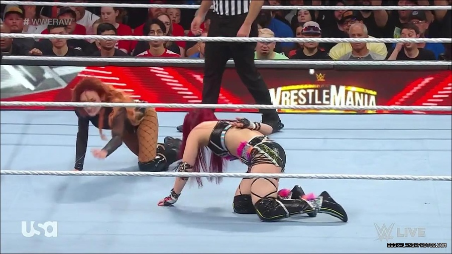 WWE_WrestleMania_Raw_2023_03_27_720p_HDTV_x264-NWCHD_mp4_001173827.jpg