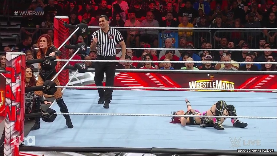 WWE_WrestleMania_Raw_2023_03_27_720p_HDTV_x264-NWCHD_mp4_001179433.jpg