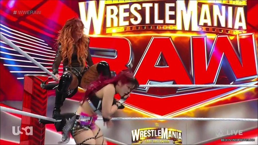 WWE_WrestleMania_Raw_2023_03_27_720p_HDTV_x264-NWCHD_mp4_001186973.jpg