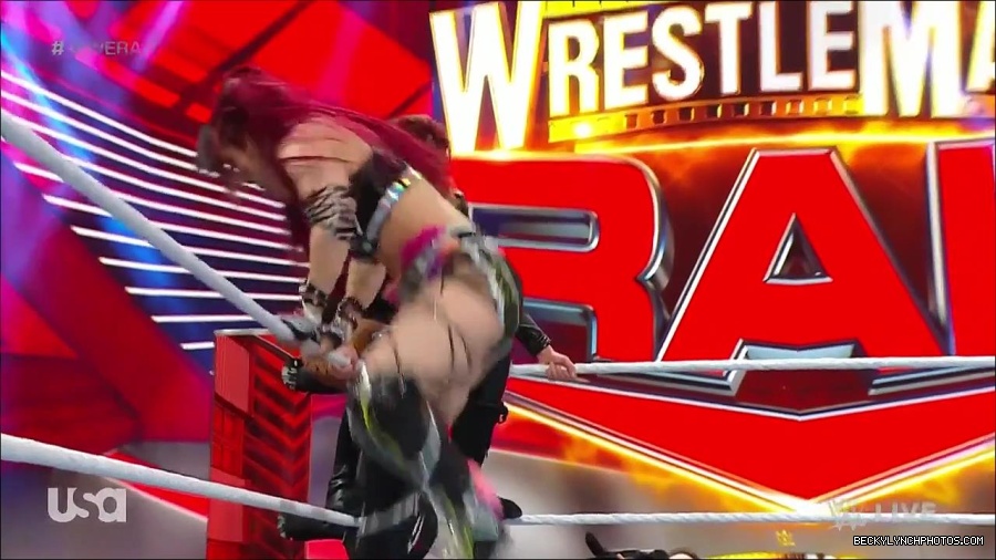 WWE_WrestleMania_Raw_2023_03_27_720p_HDTV_x264-NWCHD_mp4_001193447.jpg