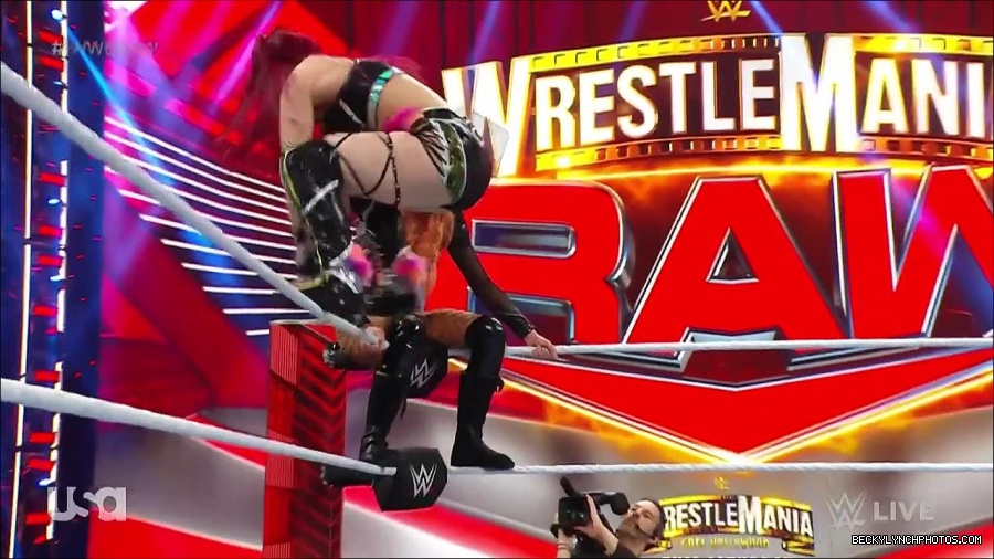 WWE_WrestleMania_Raw_2023_03_27_720p_HDTV_x264-NWCHD_mp4_001193780.jpg
