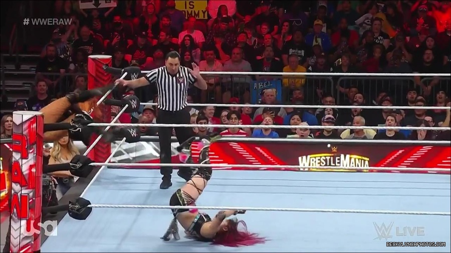 WWE_WrestleMania_Raw_2023_03_27_720p_HDTV_x264-NWCHD_mp4_001195382.jpg