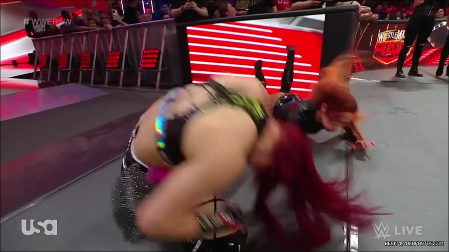 WWE_WrestleMania_Raw_2023_03_27_720p_HDTV_x264-NWCHD_mp4_001208995.jpg