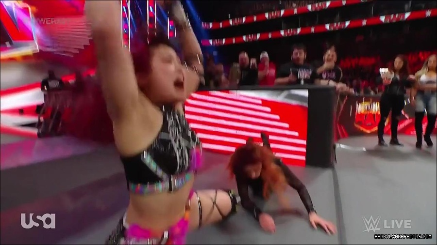 WWE_WrestleMania_Raw_2023_03_27_720p_HDTV_x264-NWCHD_mp4_001209463.jpg