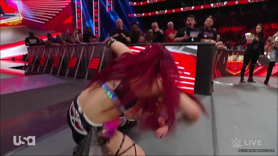 WWE_WrestleMania_Raw_2023_03_27_720p_HDTV_x264-NWCHD_mp4_001210263.jpg