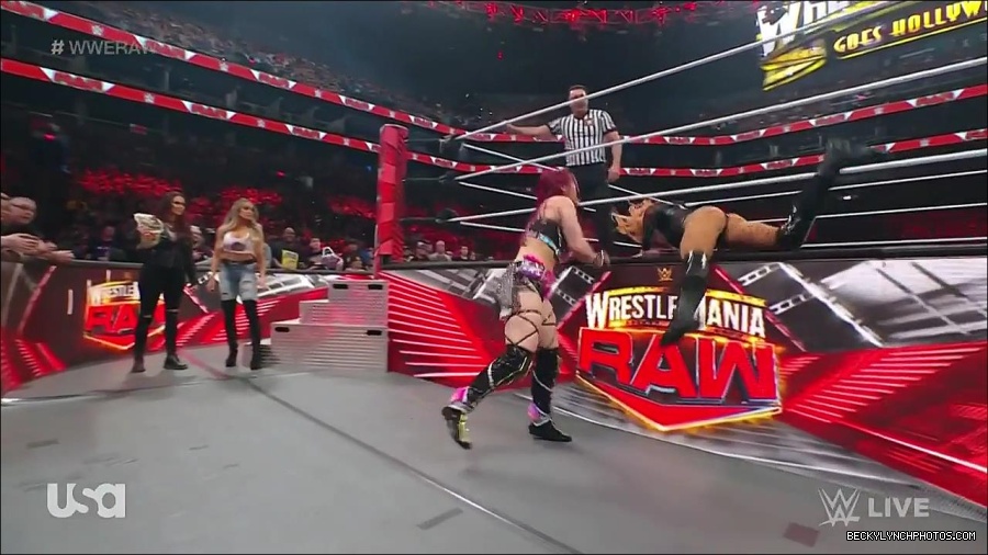 WWE_WrestleMania_Raw_2023_03_27_720p_HDTV_x264-NWCHD_mp4_001213467.jpg