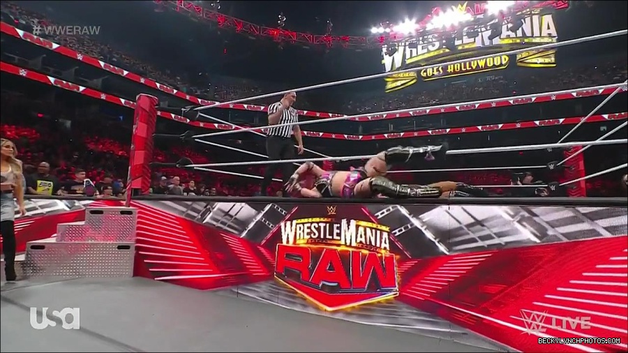 WWE_WrestleMania_Raw_2023_03_27_720p_HDTV_x264-NWCHD_mp4_001214601.jpg