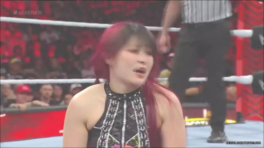 WWE_WrestleMania_Raw_2023_03_27_720p_HDTV_x264-NWCHD_mp4_001229015.jpg