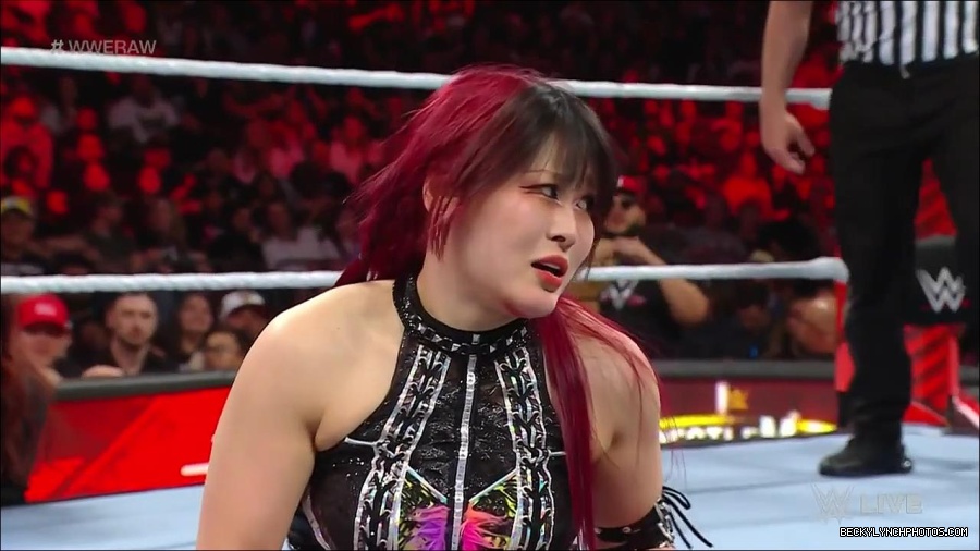 WWE_WrestleMania_Raw_2023_03_27_720p_HDTV_x264-NWCHD_mp4_001229816.jpg