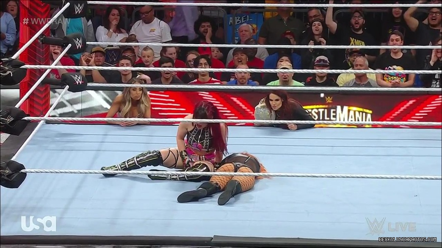 WWE_WrestleMania_Raw_2023_03_27_720p_HDTV_x264-NWCHD_mp4_001232219.jpg