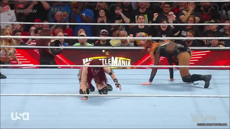 WWE_WrestleMania_Raw_2023_03_27_720p_HDTV_x264-NWCHD_mp4_001247834.jpg