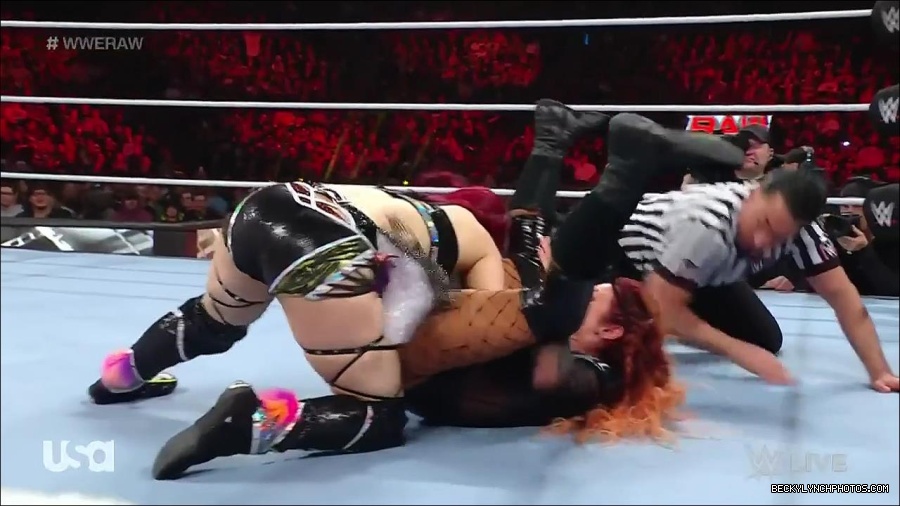 WWE_WrestleMania_Raw_2023_03_27_720p_HDTV_x264-NWCHD_mp4_001251838.jpg