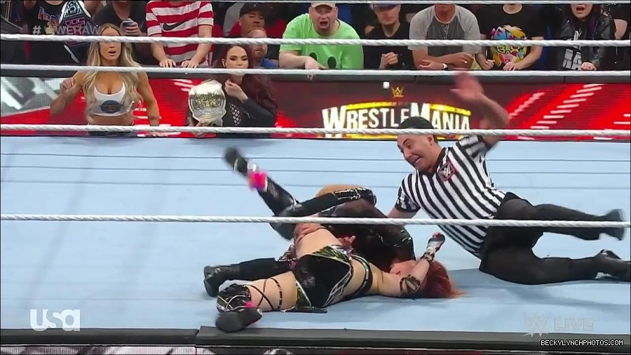 WWE_WrestleMania_Raw_2023_03_27_720p_HDTV_x264-NWCHD_mp4_001254241.jpg
