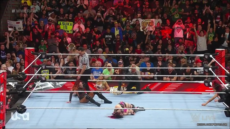 WWE_WrestleMania_Raw_2023_03_27_720p_HDTV_x264-NWCHD_mp4_001271458.jpg