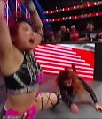 WWE_WrestleMania_Raw_2023_03_27_720p_HDTV_x264-NWCHD_mp4_001209463.jpg